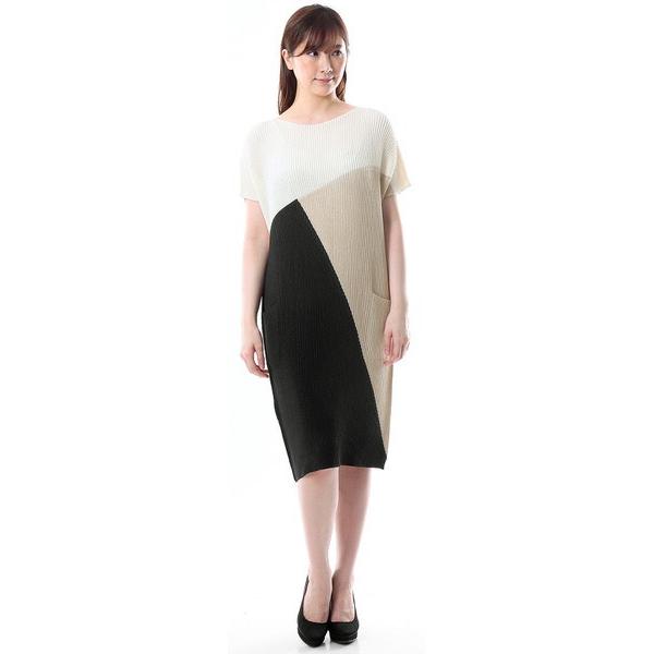 シャトルプリーツ ナチュラルカラー 黒 パッチワーク ワンピース フォーマル Specchio スペッチオ 461 551 62 Specchio Pleats 通販 Yahoo ショッピング
