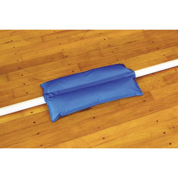 三和体育 サンドウエイト10kg砂入 学校 体育 授業 部活動 クラブ活動 スポーツクラブ 器具 備品 用具 用品 おもり ポリエチレン 二重構造 砂漏れなし 砂入仕様  S7993　安心の二重構造を採用し、砂漏れの心配なし!砂入仕様は、重...