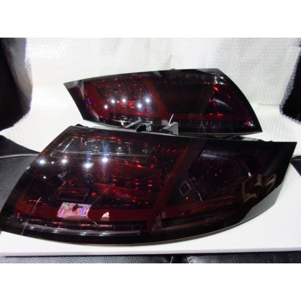 AUDI TT/TT-S/TT-RS(8J) 8S-Look LEDテール 【ZONE Racing