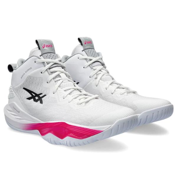 リバウンドなど高さを求められるプレーを得意とするプレーヤーにおすすめ。FLYTEFOAM Propelを採用し、かつ厚めに設計されたミッドソールが、クッション性と反発性を発揮し、パワフルなジャンプをサポート。ミッドソール前足部には樹脂製のサ...