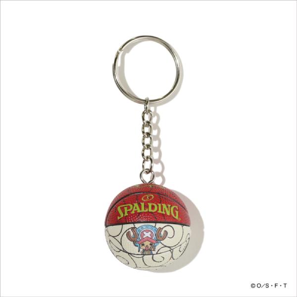 【ONE PIECE × SPALDING】大人気TVアニメ『ONE PIECE』とのスペシャルコラボレーションアイテム。悪魔の実“ヒトヒトの実”デザインのキーチェーン。コンパクトなサイズ感でバッグや鍵に付けても邪魔にならず、おしゃれなアク...