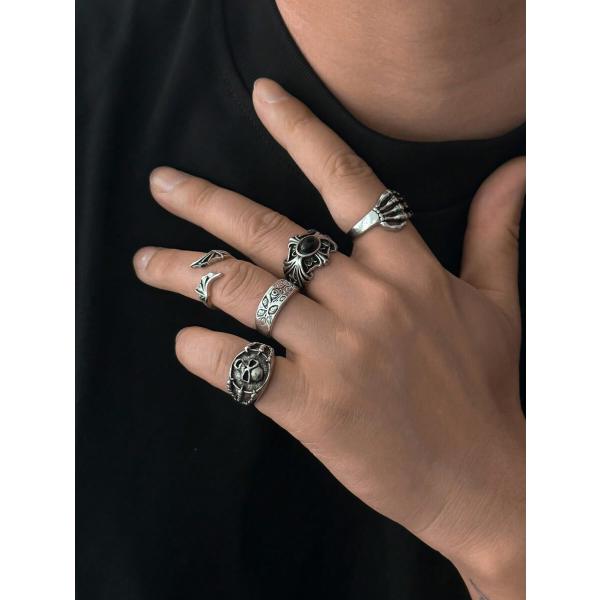 詳細 : メタル, テクスチャーメタル着用時期 : デイリー要素 : スカルスタイル : ゴシックカラー : アンティークシルバー素材 : 亜鉛合金