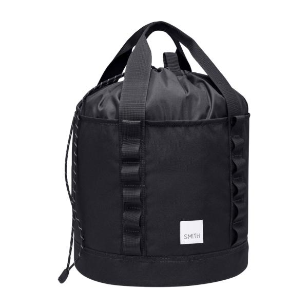 【商品名】HELMET BAG【カラー】BLACK ブラック【特徴】スキーやサイクリングの際には、ヘルメットを丁寧にケアすることが大切です。Smithヘルメットバッグを使用すれば、ヘルメットをバックパックやダッフルバッグの外側にクリップで固...