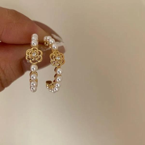 ゴールド パール ピアス    2個セット