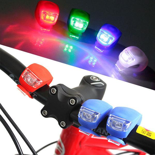 自転車 セーフティ サイクル LED ライト 3段階点滅 防水 電池式 シリコンライト 送料無料