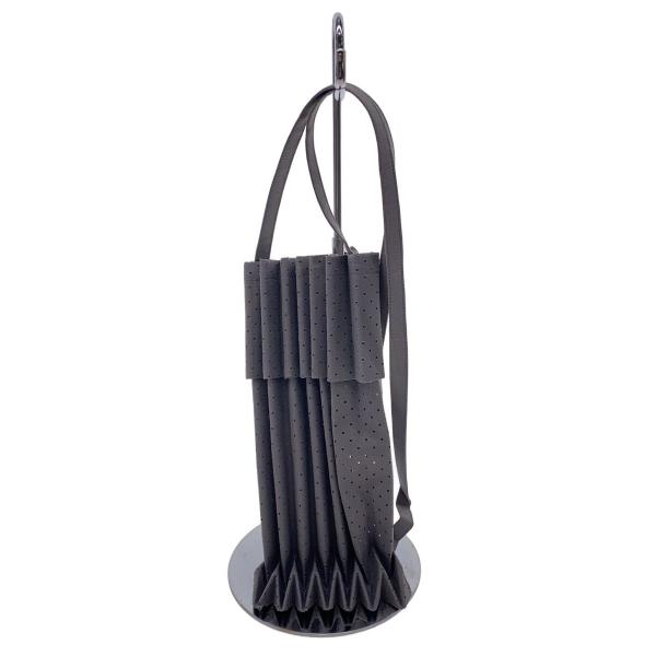 me ISSEY MIYAKE◇TRUNK PLEATS BAG/プリーツバッグ/ショルダーバッグ