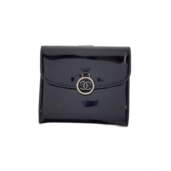 美品 CHANEL エナメル 二つ折り財布 CHANEL◇2つ折り財布/エナメル/BLK/無地/レディース/ココマーク