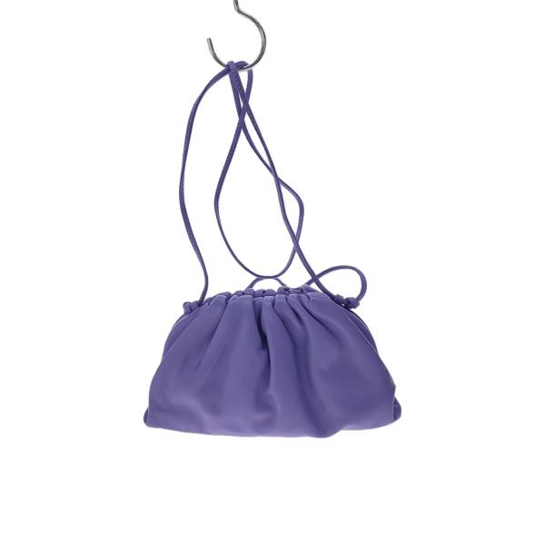 BOTTEGA VENETA◇MINI THE POUCH/ミニザポーチ/牛革/パープル