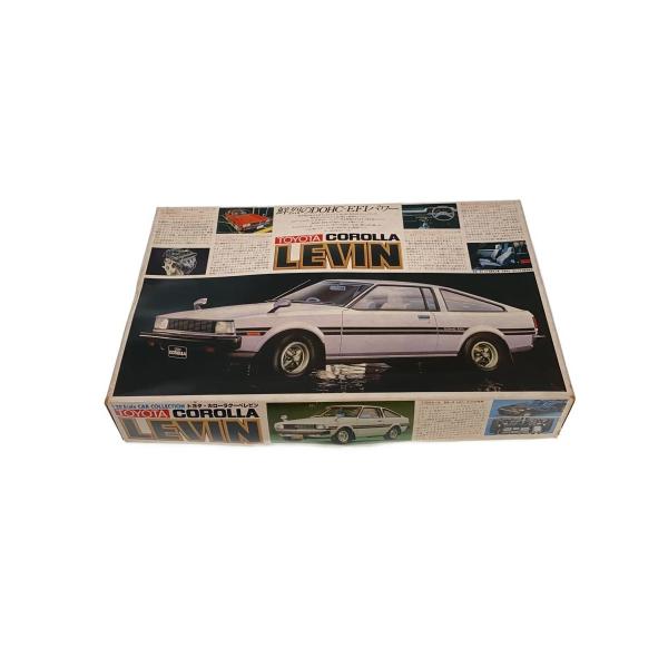 BANDAI◇プラモデル/1:20/トヨタ カローラ レビン (TE71型)/TOYOTA