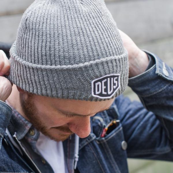 最大41%OFFクーポン DEUS ニット帽 グレー kids-nurie.com