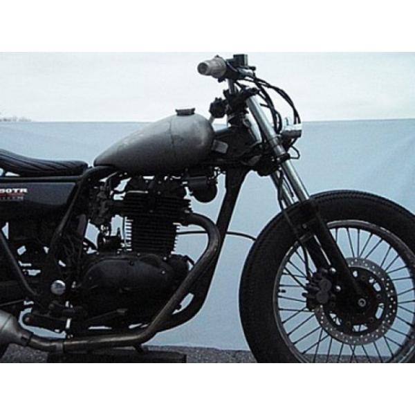 【部品屋K&W】エストレヤ 250TR専用 ハイマウントマスタングタンク st-ride_179654-715155