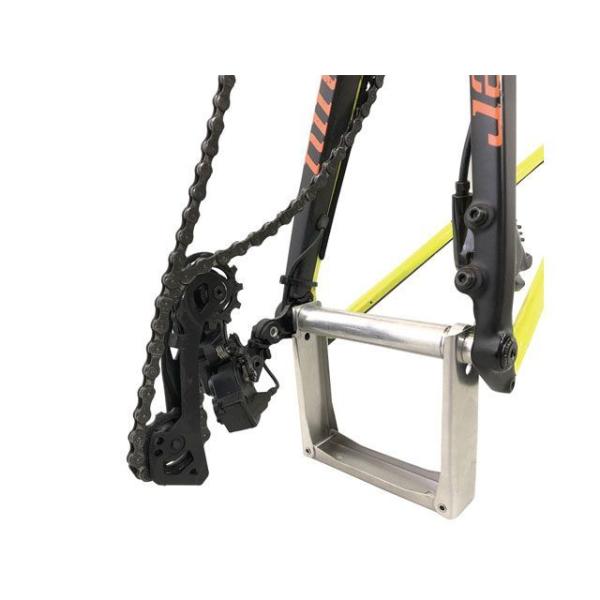 ●メーカー名：オーストリッチ（自転車） / OSTRICH(オーストリッチ)●商品名：輪行（エンド金具） リア用 12mm スルーJANコード：4562163944356原産国：日本材質：アルミ設置時の高さ：約110mmリア用ロードモデル用...