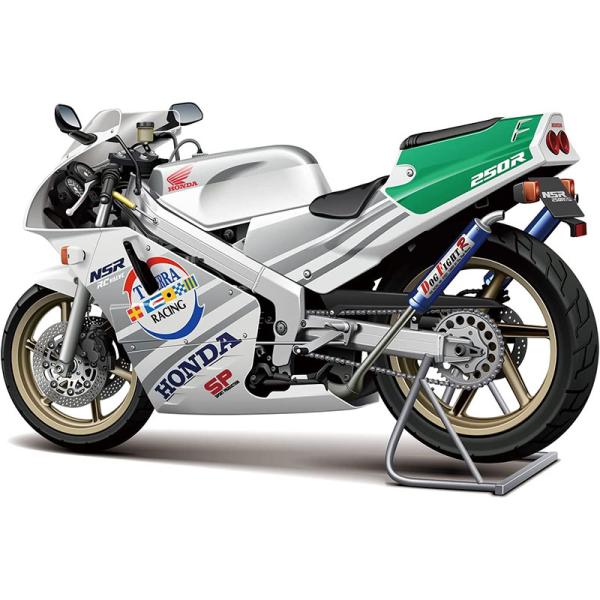 通称銀テラと呼ばれる車体色を採用した1989年モデルのNSR250R SPを1/12スケールでモデル化●チャンバーやバックステップ、ステアリングダンパー、スタビライザー等のカスタムパーツを再現●リヤサスペンションに金属製のスプリングを使用●...