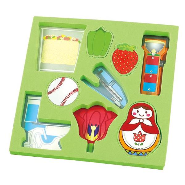 EVA台紙からEVAを取り出し、形や台紙に描かれた絵を見てピースをはめていきます。パズルをとおして道具や食べ物、植物の構造がどうのようになっているかを知れる商品です。商品サイズEVA：150×150×10mmセット内容EVA台紙×１シール×１