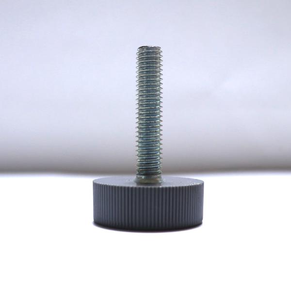 宅配便発送となります。ネジ式アジャスターサイズ： 底部直径 約 36ミリ×厚み 約 15ミリ ネジ部 約 45ミリ　　　　素人の計測です。若干の誤差はご了承ください。● 室内や船舶などキャスターを交換してご使用いただけます。※この商品は、ネ...