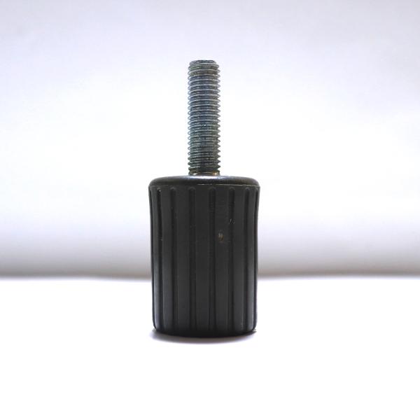 宅配便発送となります。チェア 交換用固定脚　ネジ式サイズ： 直径 約 32ミリ×厚み 約 45ミリ ネジ部 約 25ミリ　　　　素人の計測です。若干の誤差はご了承ください。● 室内や船舶などキャスターを交換してご使用いただけます。※この商品...