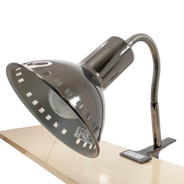 クリップで挟むだけ。必要な時に必要な場所へ設置可能。角度調整可能。写真撮影の照明などにもお使いいただけます。電球の交換が可能。お好みの電球に交換して使うことが出来ます。ケーブルの長さ：1.8mクリップはさみ幅：約30mm電球交換時の注意点：...