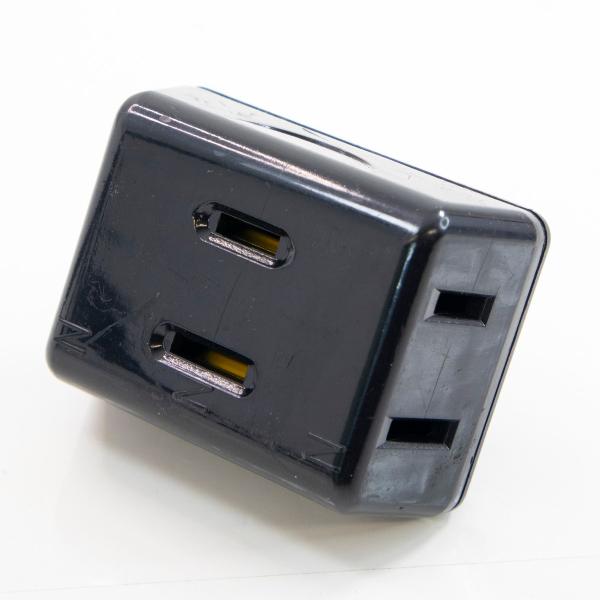 口数：3口合計1500Wまで使用できます。水のかかるところでは使用しないでください。