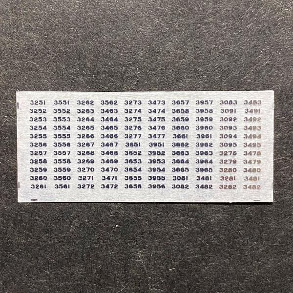 3000系の前面車番Nゲージ（1/150スケール）用インレタです。10両化により改番した車両は改番前後を収録。いわゆる厚盛りタイプのメタリックインレタで、通常のインレタの約2倍の厚さがあります。そのためステンレスの切り文字の様な仕上がりが期...