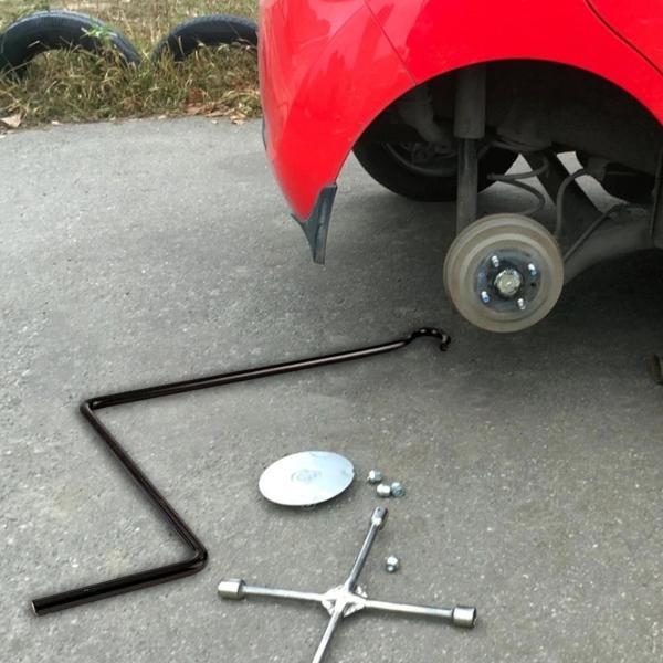 説明:素材: ハンドロッカー 頑丈な金属素材で作られており.頑丈で耐久性があります.ポータブル: 持ち運びと使用が簡単.シンプルなデザインユニバーサルフィット: 車のジャッキ用ハンドクランク.プロフェッショナル アクセサリー: 旅行や緊急時...