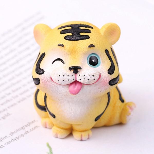 仕様:材質:樹脂サイズチャート:サイズ:A 7x4.5x5.5cm / 2.76x1.77x2.17inch B 6x5x5.8cm /2.36x1.97x2.28インチC 5x5x5.8cm /1.97x1.97x2.28インチD 6.5...