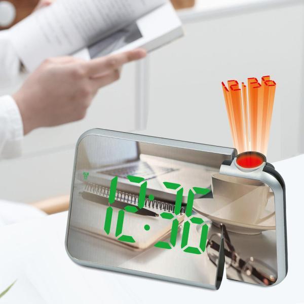 仕様:材質:プラスチックサイズ:152x95x41mm / 5.98x3.74x1.61inch電源:プラグイン/ 2単4乾電池(別売)パッケージに含まれるもの: 1ピースプロジェクション目覚まし時計...