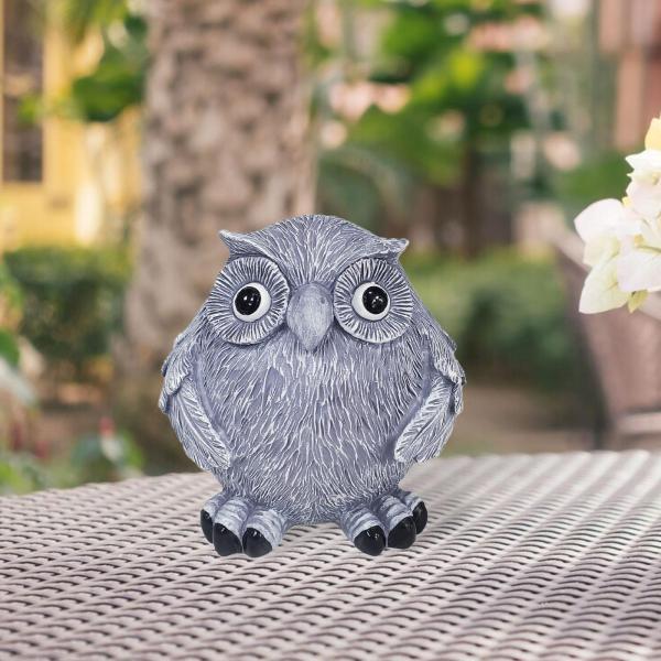 説明:[高級素材]: フクロウの像は高級樹脂素材で作られており.耐久性と長期的な装飾を保証します. [デザイン]: 樹脂製のフクロウの置物は精巧に作られており.本物そっくりで美しく.リアルです.底部のデザインにより.置いたときの安定性が向上...