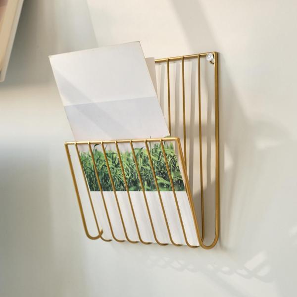 説明:[壁掛けファイルホルダー]: 壁掛けファイルホルダーは壁のスペースを最大限に活用し.ファイルや雑誌を整理整頓して保管し.簡単に出し入れできます. [スタイリッシュなデザイン]: シンプルでモダンな金属製中空メールオーガナイザー.エレガ...