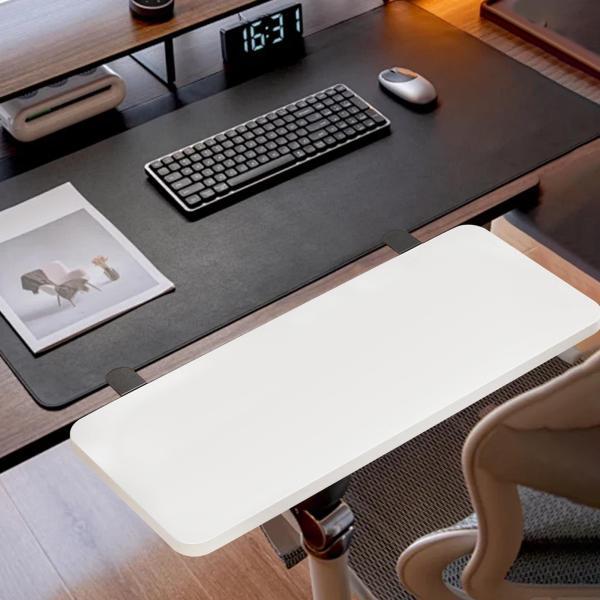 説明:[ドリル不要の取り付け]: このデスクトップ拡張ボードは.ドリルを必要とせずに簡単に取り付けられるように設計されており.ワークスペースに便利な追加機能になります. [頑丈な構造]: 90度折りたたみ式拡張デスクボード高品質の木材と金属...