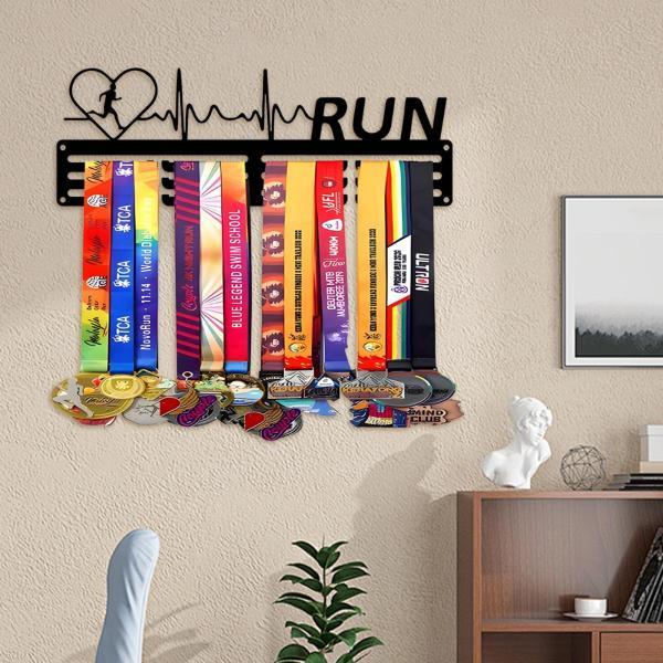 説明:[メダルホルダー]メダルホルダーは壁にしっかりと固定できます.優れた耐荷重性を備えたディスプレイ棚は.メダルや賞品を展示するのに十分なスペースを提供します. [高品質素材]メダルディスプレイハンガーホルダーは高品質の鉄素材を使用してお...