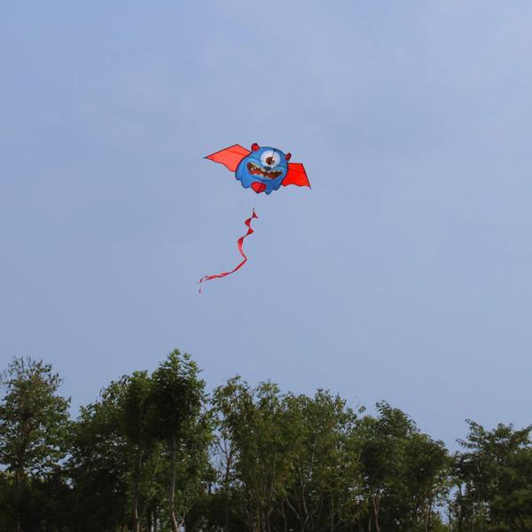説明:モンスターカイトを安定させることで.簡単にプレイを開始できます.公園やビーチでは.風に向けるだけでオフになり.飛んでいきます.高品質のグリッドクロスとガラス鋼棒の素材でできており.優れた耐久性と長い使用時間を提供するための優れた技量を...