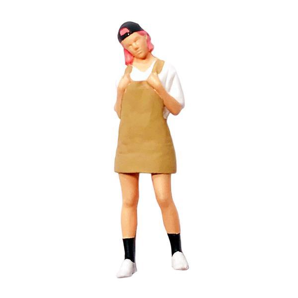 説明:樹脂素材: 1:64スケールのTiny Peopleフィギュアモデル.高品質の樹脂素材で作られており.耐久性があります.用途: ディスプレイ.ミニチュア写真撮影の小道具.1:64 スケールのシーン装飾に最適なミニチュア人物モデル フィ...