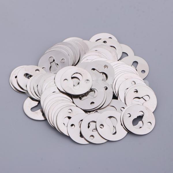 説明:100個のキーホールハンガー銀色のトーンの高品質の金属材料製.耐久性があり有用です.額縁.フォトフレーム.ミラーフレーム.キャンバスアートフレームなどに最適です.材質:金属直径:23mm / 0.9インチ.穴径:7.5mm / 0.3...