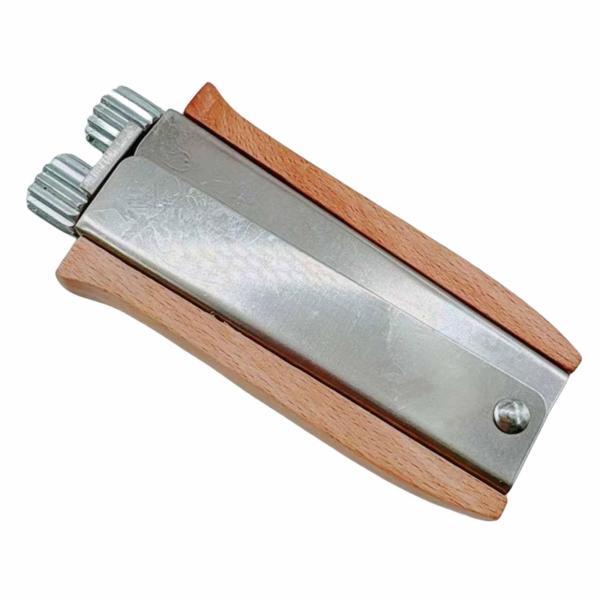 説明:材質:木材とステンレス鋼で作られたこの養蜂用具は.フレームワイヤーによって損傷を受けることなく.過酷な使用に耐えるように設計されています.特徴: このワイヤーテンショナーを使用すると.養蜂のプロセスが簡素化され.従来の方法に比べて簡単...