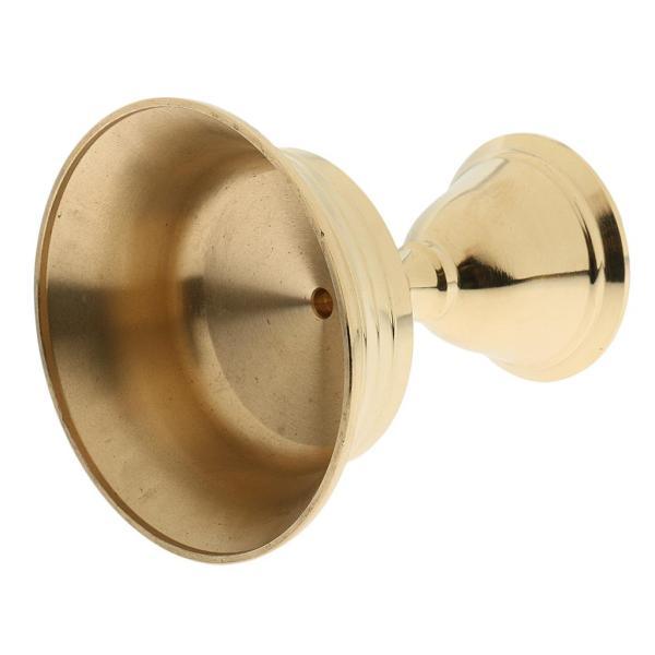 説明:銅キャンドルホルダーギーランプホルダーチベットバターブラスオイルランプ仏教用品金属工芸家の装飾仏教の使用.良質のために完全素材:真ちゅうカラー:ゴールドサイズチャート:キャリバー7.5cm:高さ:8.5cm底部直径:4.5cm パッケ...