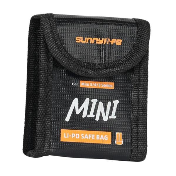 説明:[効果的な保護]: このLipoバッテリー安全バッグは.あなたとあなたの家族を火災の脅威から効果的に保護します. [使いやすい]: 耐火ポーチは粘着式の留め具で設計されており.アイテムに便利かつ素早くアクセスできます. [適合]: バ...