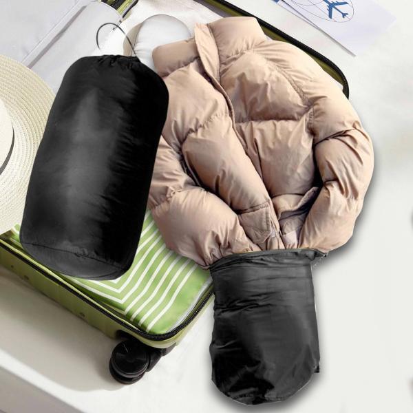 説明:[素材]: 380Tナイロン製のアウトドアキャンプ用収納バッグは.丈夫で軽量.耐摩耗性に優れています. [ポータブル]: 巾着収納バッグは.衣類の保護に適したポータブル衣類オーガナイザーと圧縮バッグです. [引き紐開閉]: 衣類オーガ...