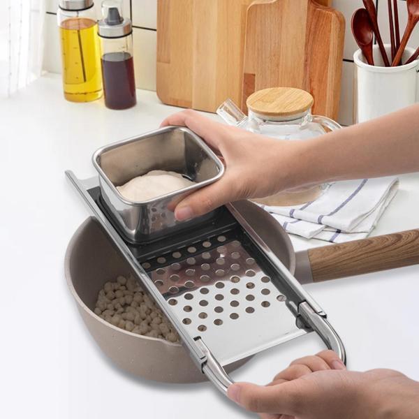 ステンレススチール製麺用プレーナー シュペッツレメーカー ポータブル 快適なグリップ付き 自家製パスタメーカー 餃子メーカー 手動シェーバー