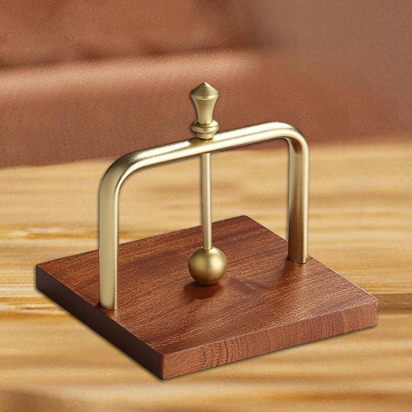 説明:[多機能]: このペーパータオルホルダーは.ホテル.宴会.クラブ.カフェでの使用に最適です.どんな環境にも実用的でスタイリッシュなアクセントになります. [素材]: カフェナプキンホルダーはアルミ合金と木材で作られており.一体型のデザ...