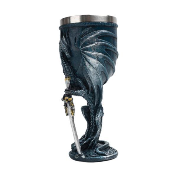 説明:[ユニークなデザイン]: ゴブレットカップはブルーブラックのドラゴン柄が特徴で.優雅さとユニークさを表現しています.どんな環境でも目立つ目を引く一品です. [幅広い用途]: ドリンクカップはバーや自宅での使用に適しており.ワインやその...