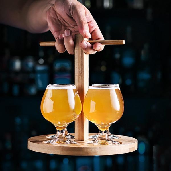 説明:ビール提供トレイ:ビールを保管して提供します.このビールラックは.パーティーやシングルハンドルのバーでさまざまなビールのサンプルを提供します.持ち運びが簡単:持ち運びに便利な木製のキャリアバーが特徴です.各ビアグラスはキャディの穴にき...