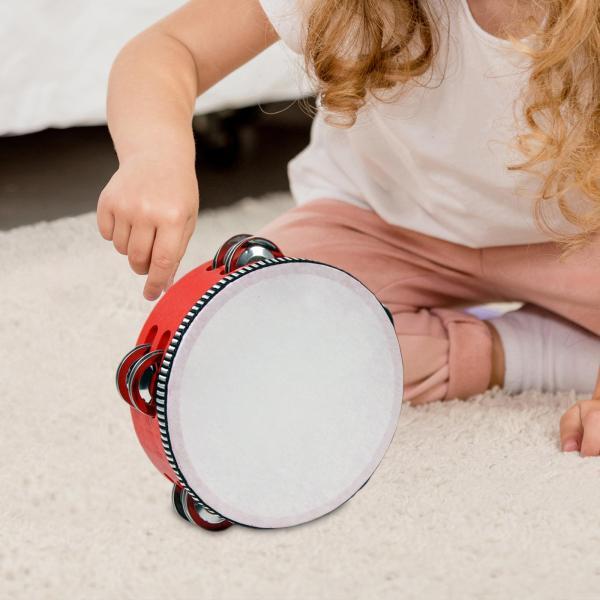 説明:[耐久性のある素材]ハンドヘルドドラムの金属製ジングルは.頑丈な木製フレームと優れた音の金属製のベルで構成され.ポリエステルレザーで覆われており.耐久性が高く.持ち運びが簡単です.振ったり.たたいたりすると.素晴らしい音がします.[使...