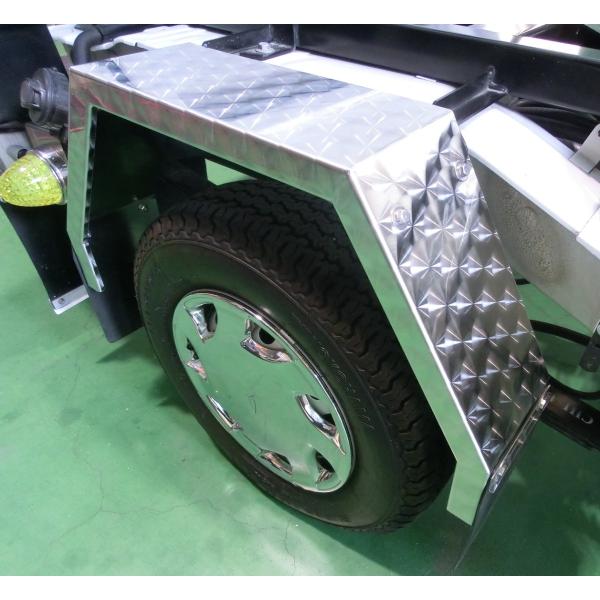 stn-art-g-1_26-hijet500-dump-