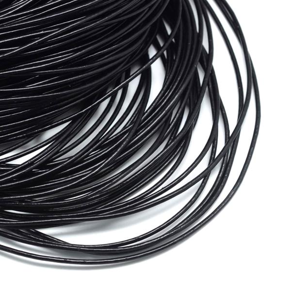 【2000円以上ご購入でネコポス送料・無料キャンペーン中】アクセサリーパーツの事ならSTONEKITCHENにお任せ！！！スタッフが厳選した人気のアクセサリーパーツを多数取り揃えています。ブレスレットやネックレスの制作におススメです♪太さ：...