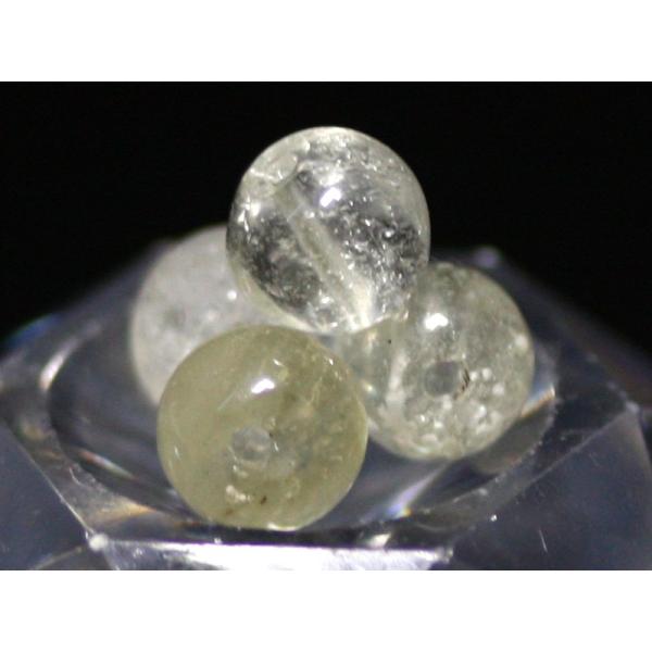 石流通センター 丸ビーズ リビアングラス (5A) 6mm 1粒売り