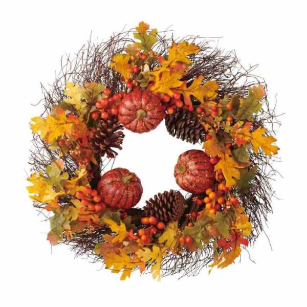 かぼちゃと秋の草花の飾りがついたリース。壁に吊るして簡単に飾ることができます。テーブルやレジカウンター立てかけたり、リーススタンドに吊るせば壁がないところにも飾ることができます。オフィスインテリアにもおすすめ。【サイズ】直径60×奥行12c...