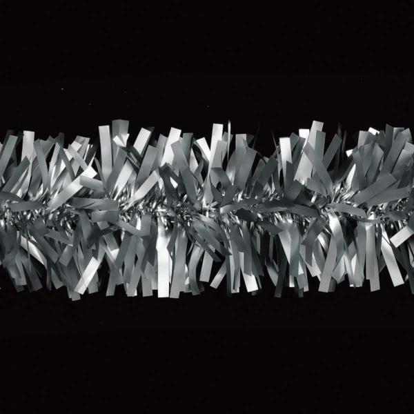 鮮やかなマットカラーが魅力のモール。●素材／塩化ビニル●サイズ／幅9×長さ270cm