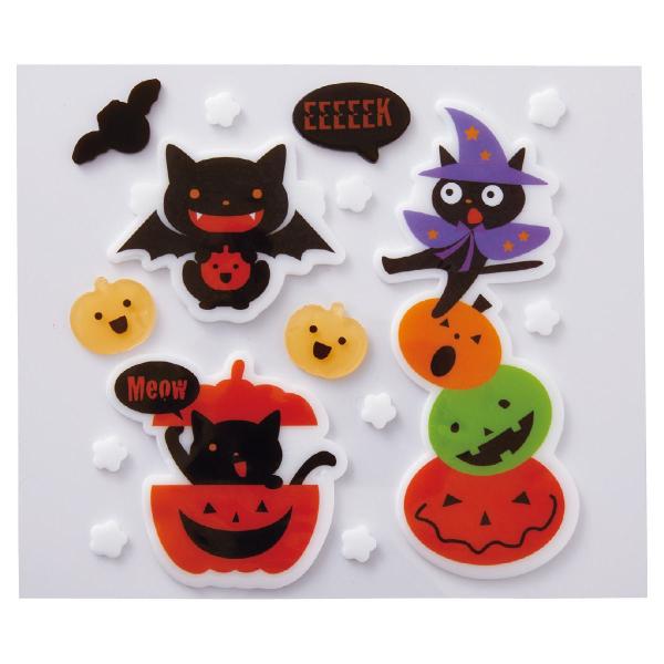 カボチャ、コウモリ、オバケなどの様々なハロウィンモチーフのシール。店内の壁一面をにぎやかに飾り付け♪ショーケースや窓ガラス、鏡にシールを飾って楽しい店舗ディスプレイに。●素材／熱可塑性エラストマー●サイズ／台紙：17×17cm●特記事項／片...