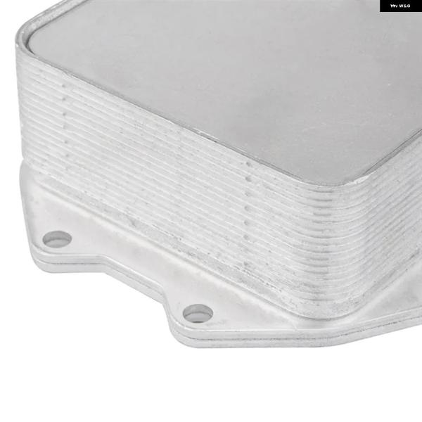 並行輸入品 エンジン オイルクーラー 06M117015M A4A5A6A7A8Q7Q8ベントレーベンテイガVW トゥアレグ 3.0T