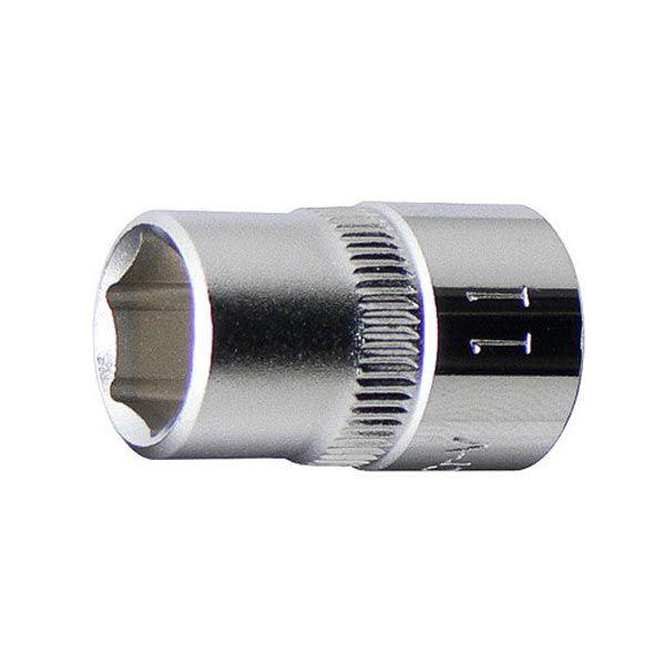 厳選されたクロームバナジウム鋼を鍛造・熱処理した、強靭で耐久性に優れたソケットです。ソケットの周囲に滑り止めのローレット加工(ナールドデザイン)つきで、手回しもしやすい。[差込角] 3/8"(9.5mm)[サイズ] 11mm[全長] 27m...